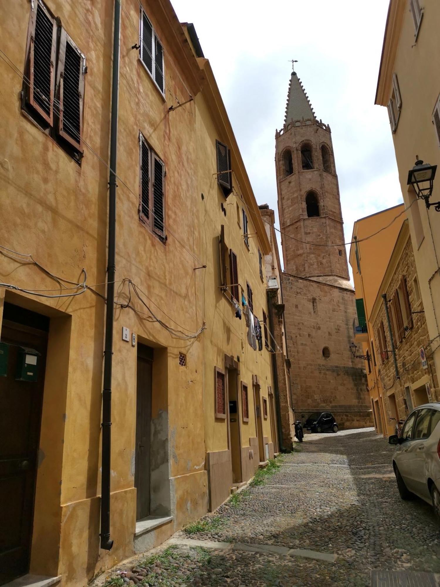 Casa Vacanza Il Campanile Alghero Exterior photo